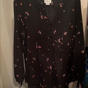 Liz Claiborne Black Floral Blouse